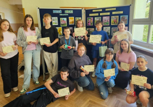 Zwycięzcy szkolnego konkursu fotograficznego Wiosenne kolory Ziemi.