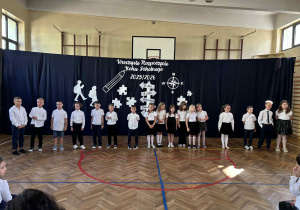 Występ uczniów klasy 2b.