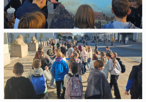 Uczniowie zwiedzają Warszawę.