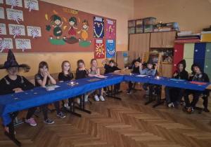 Andrzejkowe wróżby w 2c.