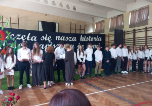 Uroczyste zakończenie roku szkolnego uczniów klas 8.
