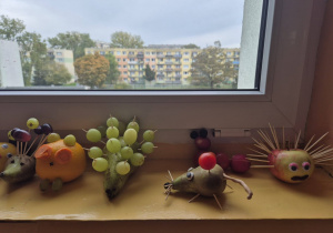 Zwierzęta wykonane z owoców i warzyw